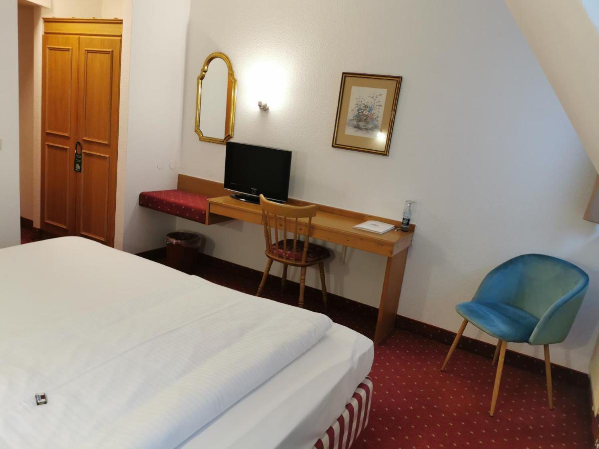 Landhotel Oelmuehle Mombris Exteriör bild