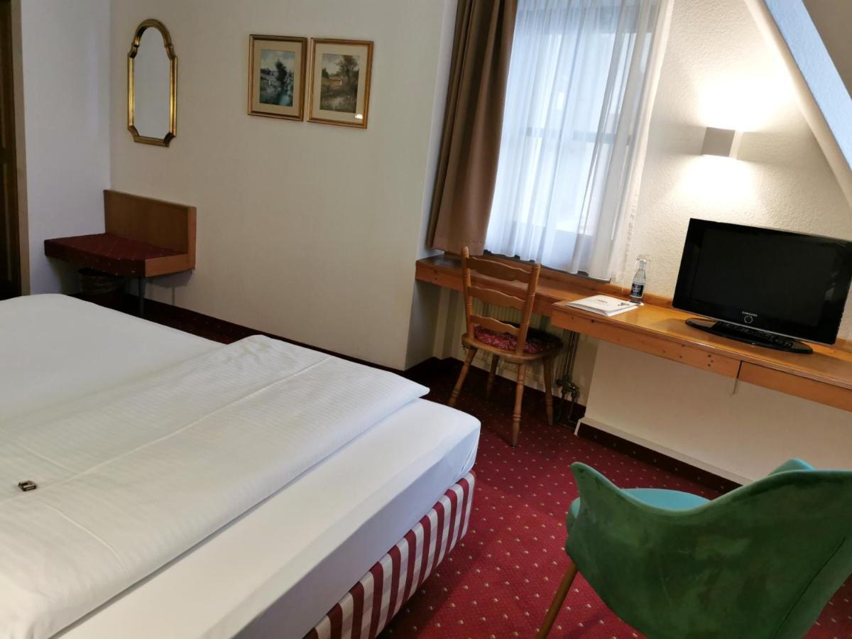 Landhotel Oelmuehle Mombris Exteriör bild