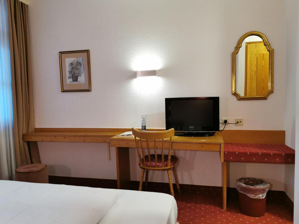 Landhotel Oelmuehle Mombris Exteriör bild