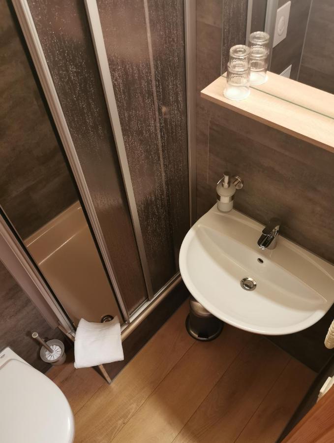 Landhotel Oelmuehle Mombris Exteriör bild