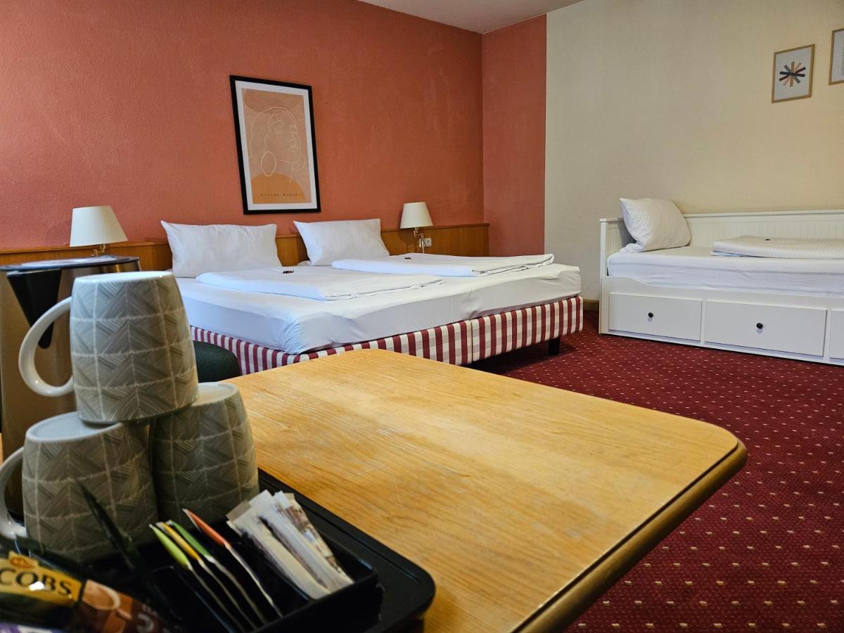 Landhotel Oelmuehle Mombris Exteriör bild